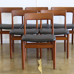 Moller dining chairs_front triangle_crop