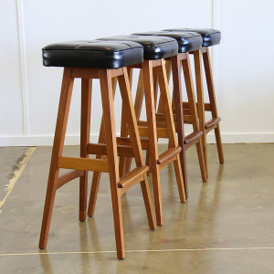 macrob bar stools x 4_angle row